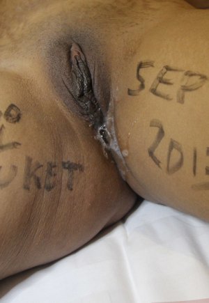 Миниатюрная азиатка Шанти кончает в кремовый пирог после секса от первого лица на кровати Фото 14